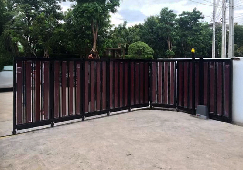 ประตูรั้วรีโมทอัตโนมัติ